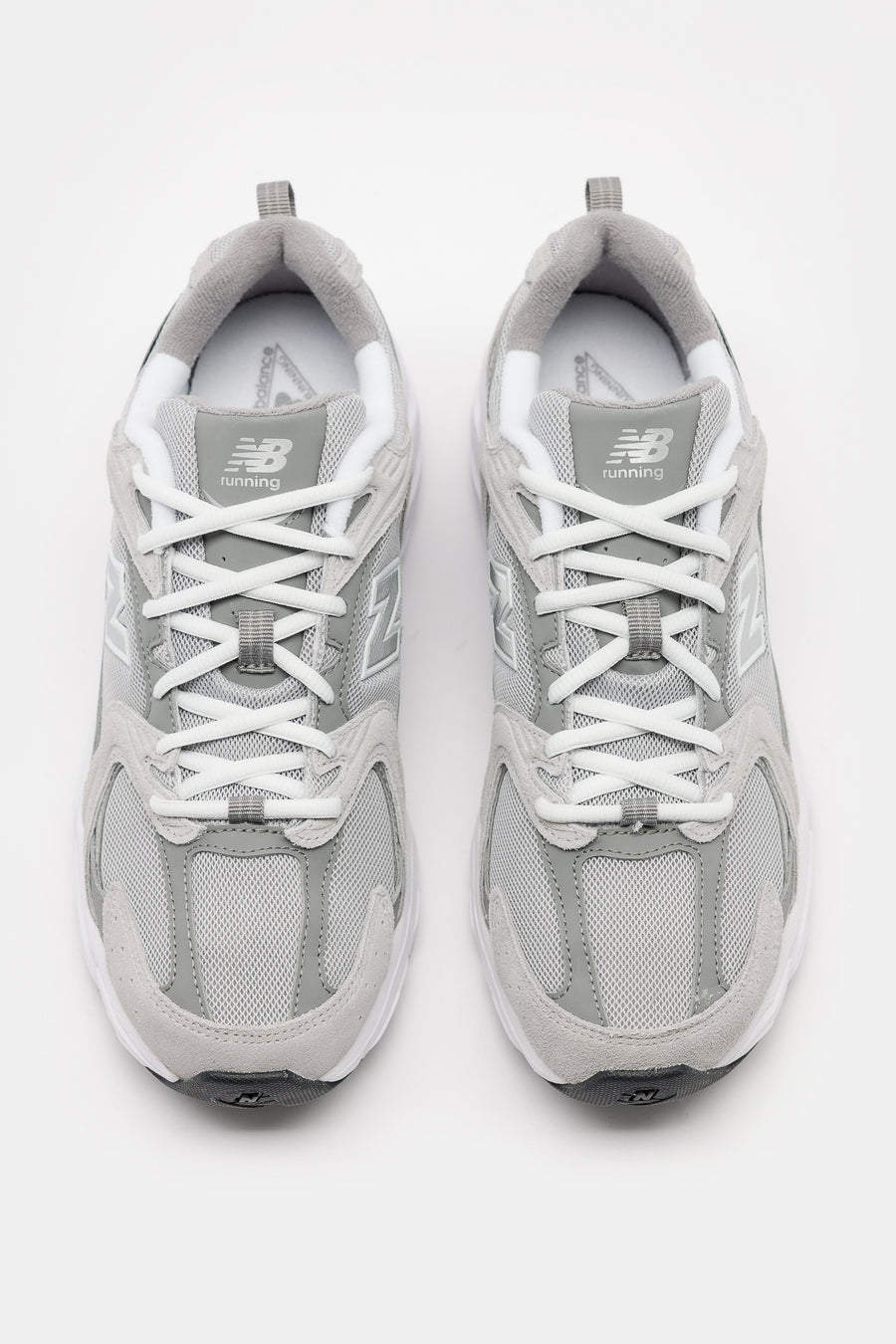 530 Sneaker in Raincloud/Shadow Grey/Silver Metallic